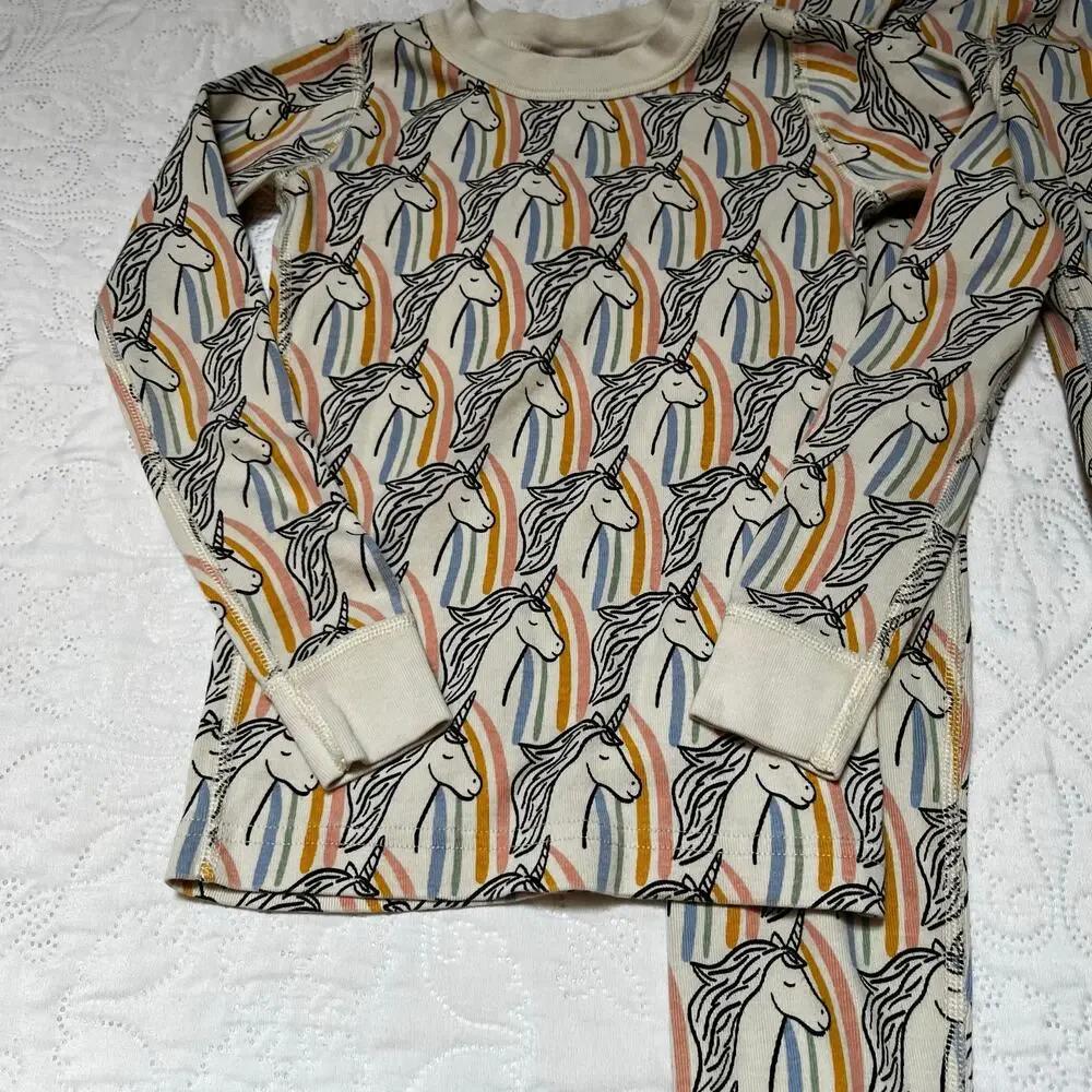 Hanna Andersson Rainbow Unicorn PJ Set Size 6/7